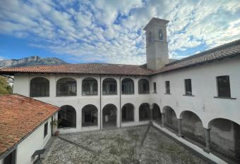 Locanda Leonardo Hotel has Balcony rooms