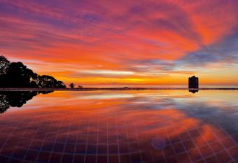       WarmThai   karon    has rooms with a private hot tub