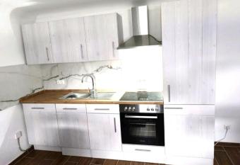 Wohnung in Niddatal-B  nstadt allows 18 year olds to book a room