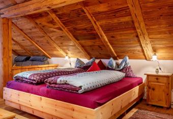 Ferienwohnung Manuelas Hofschank has Balcony rooms