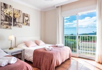 Can Pedra junto a Playa den Bossa has Balcony rooms