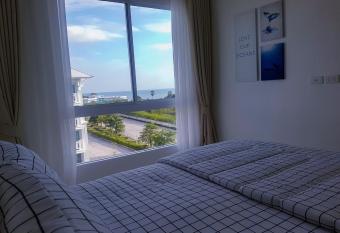 Energy Seaside city Hua-Hin / Cha-am has Balcony rooms