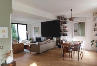 Spacious family house close to Paris has Balcony rooms
