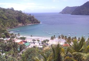 Maracas Bay View has Balcony rooms