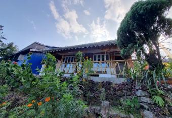 Orange Garden Farmstay has Balcony rooms