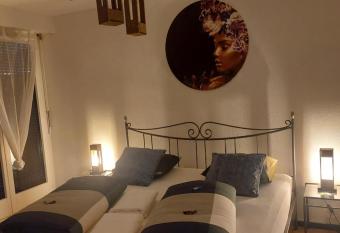 El Destino allows 18 year olds to book a room