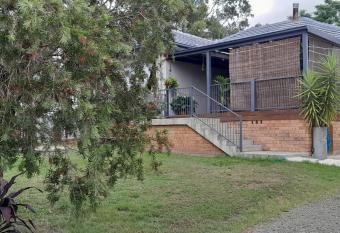 Winecountry Dreaming allows 18 year olds to book a room