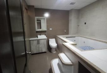 Stelar Hostal allows 18 year olds to book a room