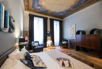 Soprarno Suites has Balcony rooms