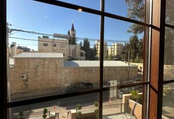 5/ Antica jabalal-lwebdeh allows 18 year olds to book a room