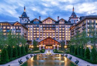 Orient-Anyi international Hotel has Smoking rooms