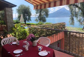 Residence Villa al Lido has Smoking/Balcony rooms