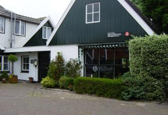 Hotel Brasserie Rebecca has Balcony rooms