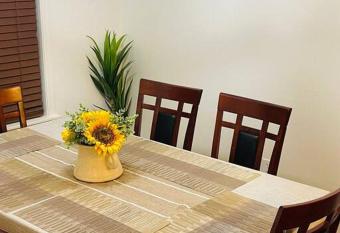 Remodeled 3 bedroom home close to downtown Auburn allows 18 year olds to book a room