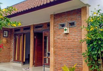 Pondok Selip Guesthouse has Balcony rooms
