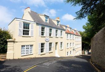 Marton Guest House allows 18 year olds to book a room