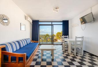 Apartamento Bilo 303 has Balcony rooms