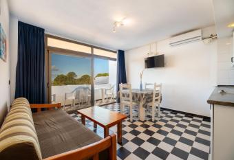 Apartamento Bilo 301 has Balcony rooms