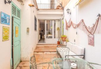 Ca L  Anton has Balcony rooms