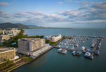 Belle Escapes - 405 Harbour Lights has Balcony rooms