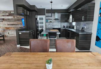 S'  vader en montagne has rooms with a private hot tub