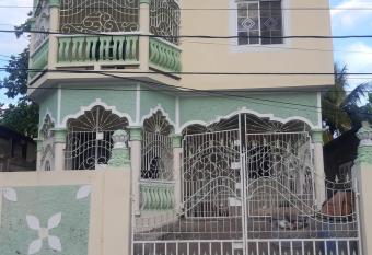 Guest Suite in Old Harbour has Balcony rooms