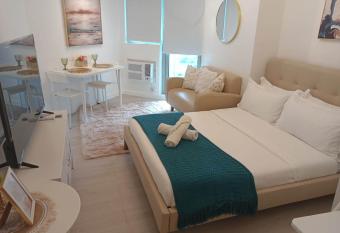 Big Balcony - Relaxing Condo in San Fernando has Balcony rooms