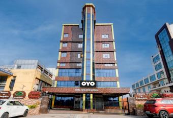 Hotel Flavour allows 18 year olds to book a room