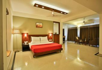 Harbour Hotels has rooms with a private hot tub