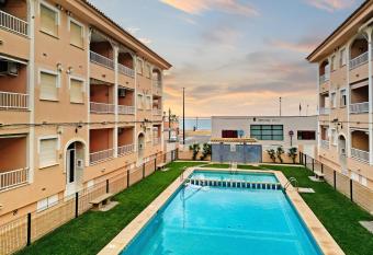 Mar Mediterr  nia Miramar has Balcony rooms