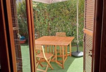 Soltroia Beach House has Balcony rooms