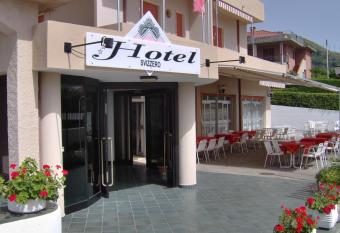 Hotel Svizzero has Balcony rooms