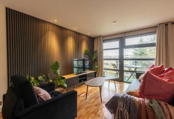 Durham City Luxury Apartment allows 18 year olds to book a room