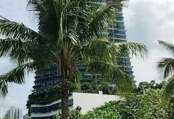             19 has Balcony rooms