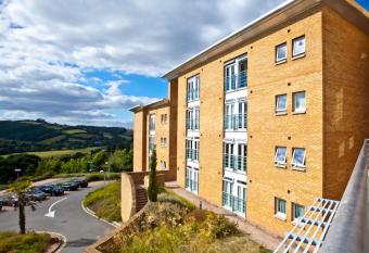 University of Exeter - Holland Hall allows 18 year olds to book a room