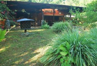 Los Mineros Guesthouse has Balcony rooms