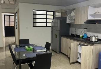 Apartaestudio en la mesa allows 18 year olds to book a room