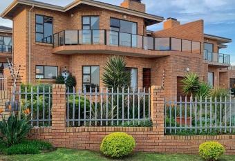 Aporto Villa allows 18 year olds to book a room