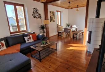 AOG PRESTIGE ESPLANADE HOME colmar allows 18 year olds to book a room