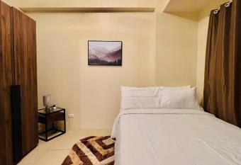 * * Y Stylish 2BR Option for 6 has Balcony rooms