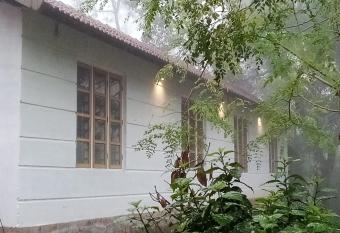 River View Guest Rooms has Smoking rooms