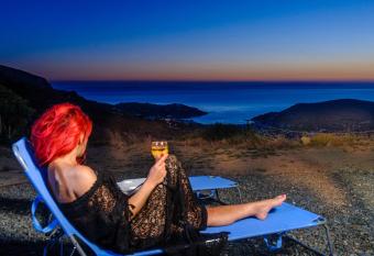 Voulias has Balcony rooms