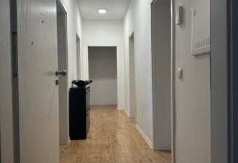 4 Zimmer Bruchsal/Bahnhof Zentrale Lage (Monteurzimmer) has Balcony rooms