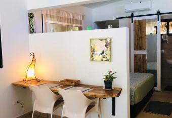 Sfeervolle studio in Encuentro Cabarete allows 18 year olds to book a room