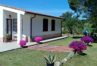 B&B Le Vele Teulada allows 18 year olds to book a room