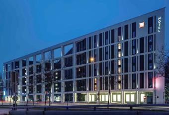 Ibis Hamburg City allows 18 year olds to book a room