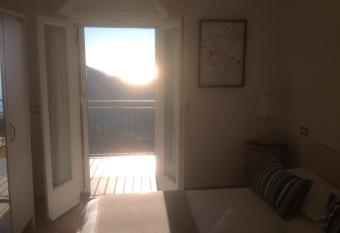 Affittacamere PZeta allows 18 year olds to book a room