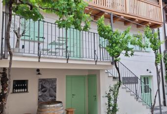 Vila Imenja has Balcony rooms