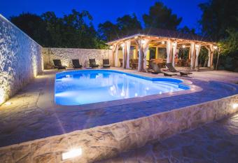 Apartments Simona has Balcony rooms