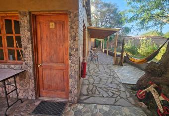 Hostal Casa los Duendes has Balcony rooms